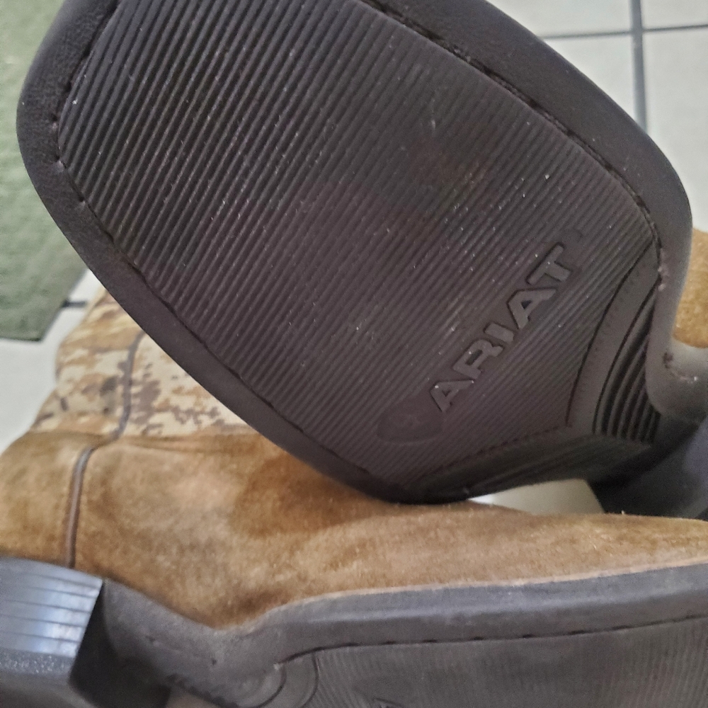 Ariat men's 9.5EE sport patriot western boot. - Picture 2 of 4